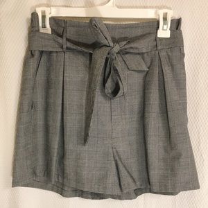 FOREVER 21 Herringbone High-Waisted Shorts
